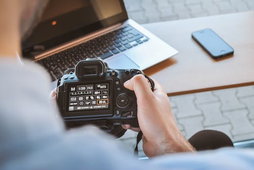 International Artist Day- 5 Signs You’re a Born Creative Artist