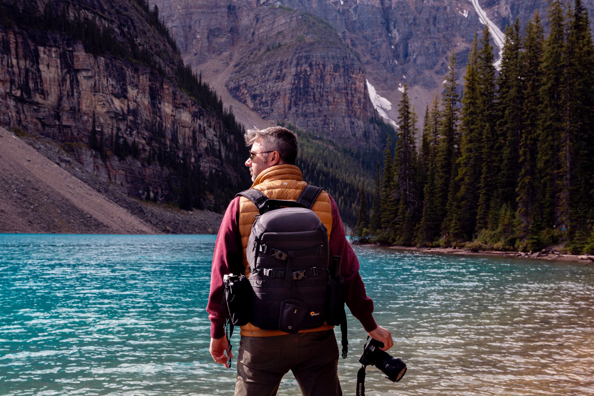 Fashion Photographers: 4 Things You Must Have in Your Bag