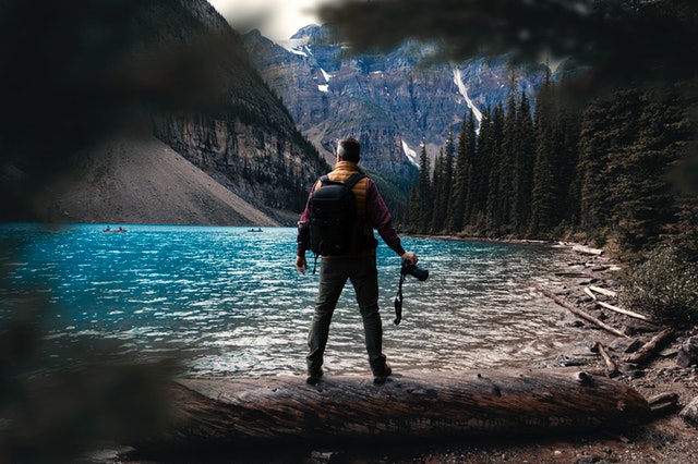 5 Must-Have Gears for Newbie Travel Photographers